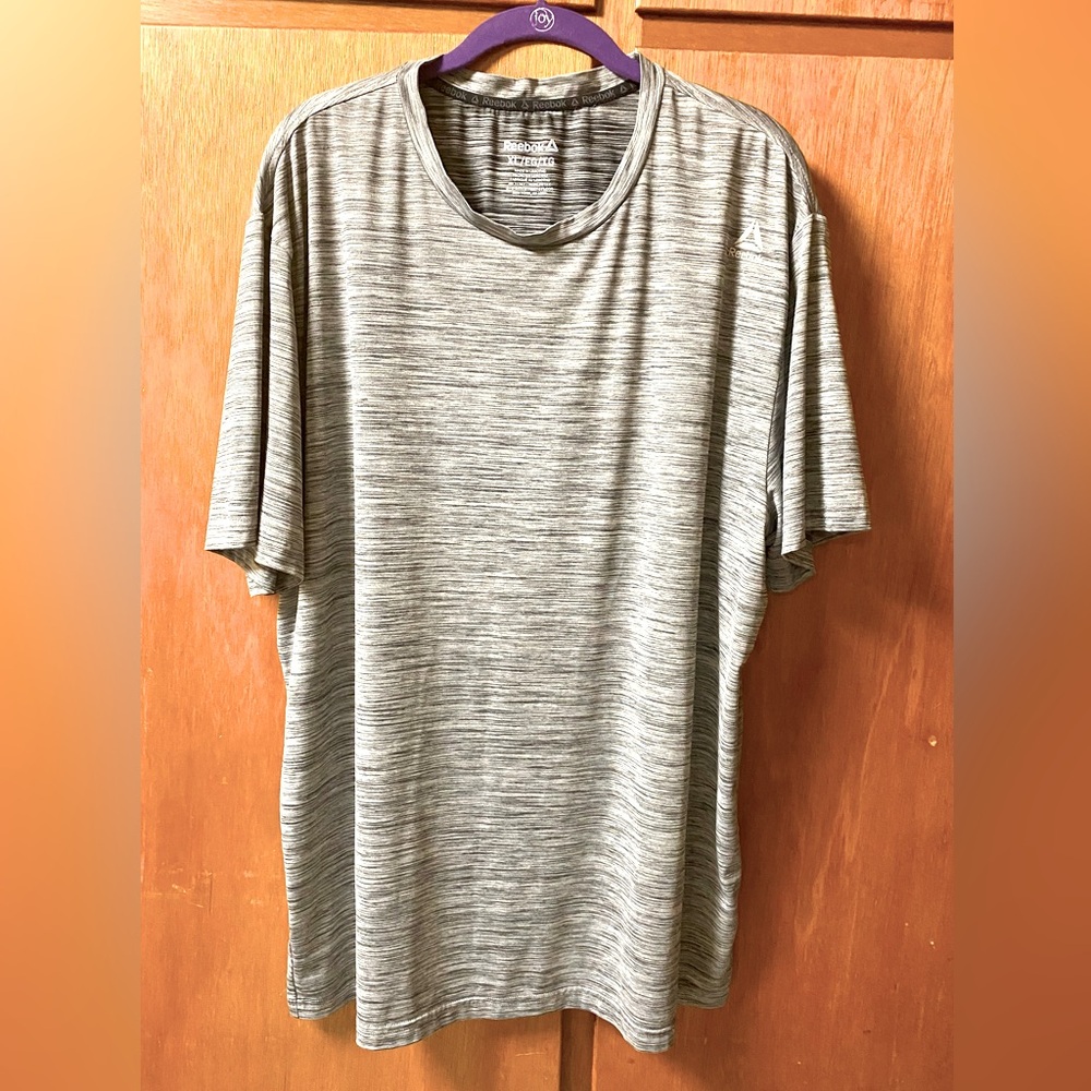 Reebok Mens XL Dri-fit shirt